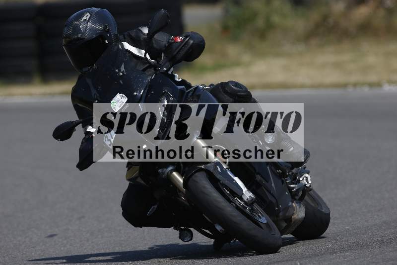 Archiv-2023/28 05.06.2023 Moto Club Anneau du Rhin/blanc-novice/37